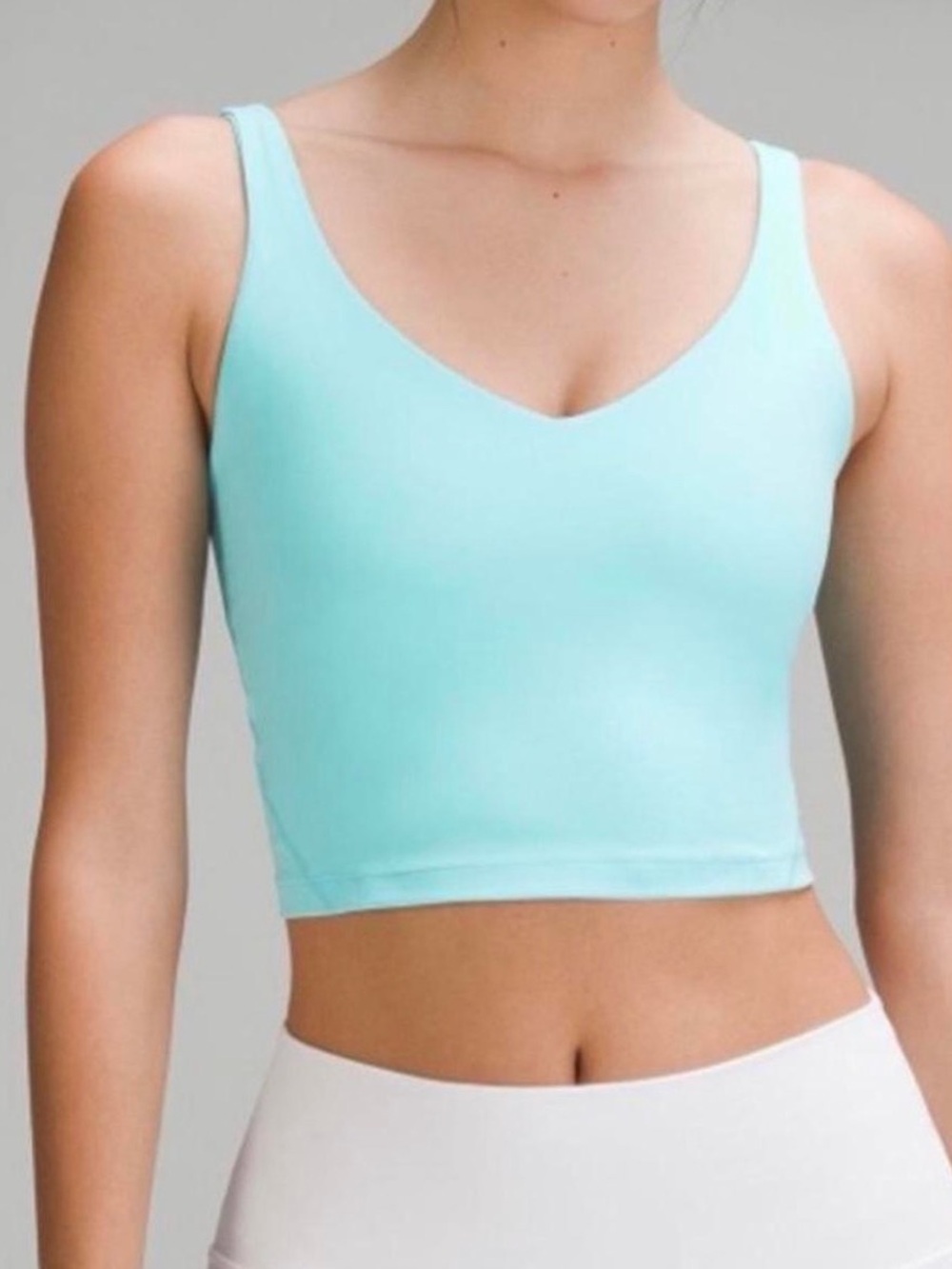 Sleeveless V-Neck Crop Tank Top - Light Aqua